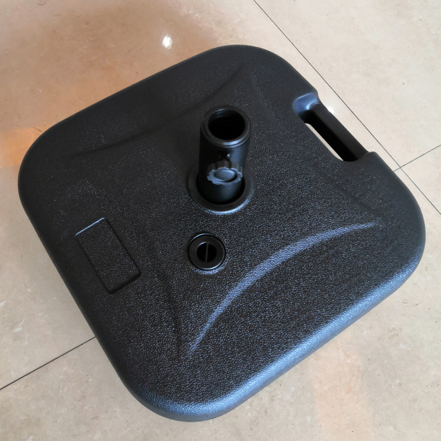 Fillable Parasol Base with 24L Water or 31kg Sand