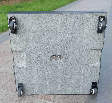 granite parasol base with wheel
